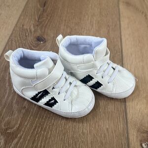 Kids Cream and Black Sneakers